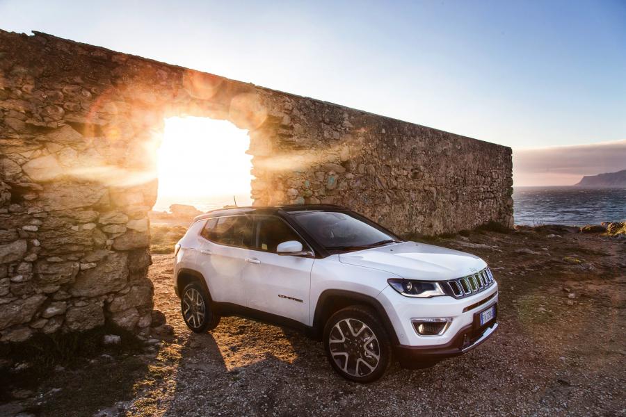  Jeep Compass Limited (MP) 2017 года  (WW) (фото 12 из 56)
